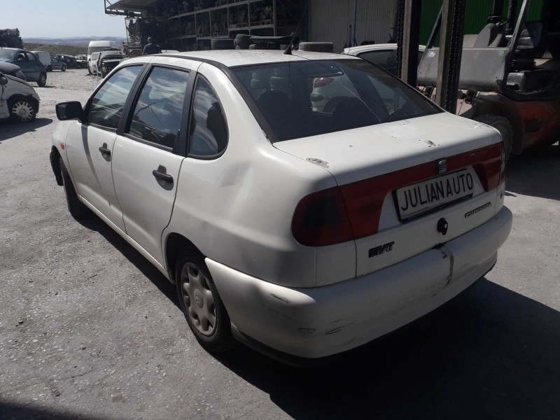 seat cordoba berlina (6k2) del año 1996