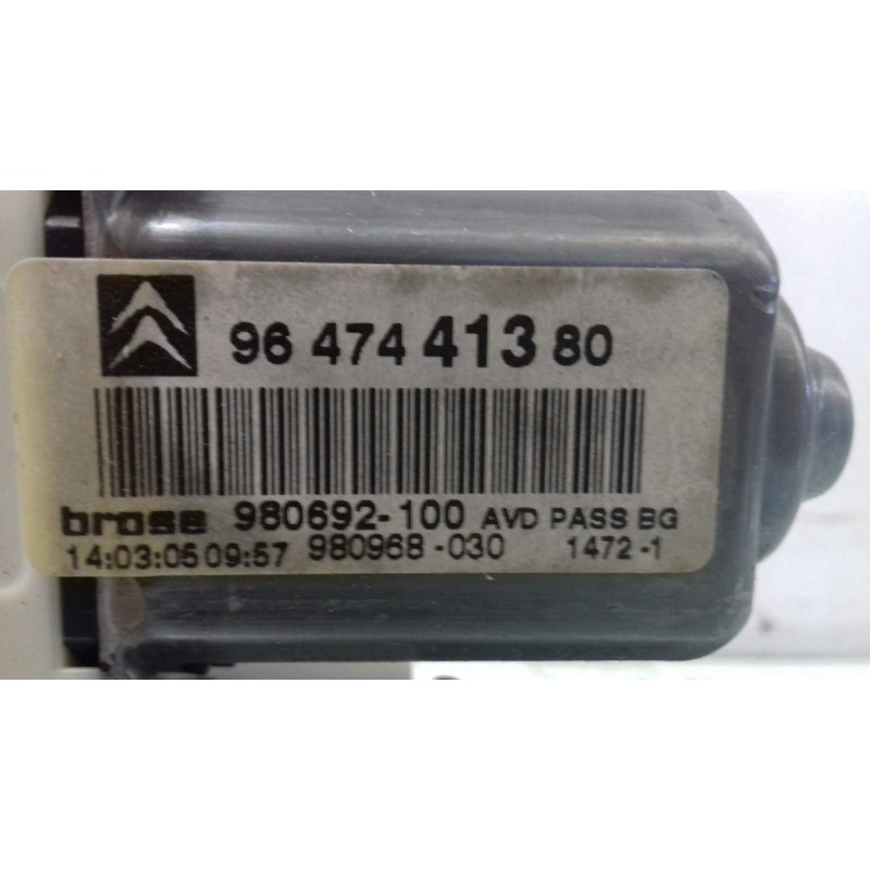 Recambio de motor elevalunas delantero derecho para citroen c4 berlina cool referencia OEM IAM 9647441380 980692100 BROSE