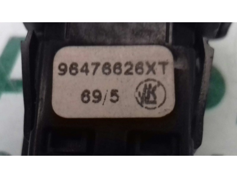 Recambio de interruptor para citroen c4 berlina collection referencia OEM IAM 96476626XT 2 + 2 PINES C / C