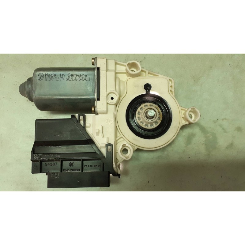 Recambio de motor elevalunas delantero derecho para seat ibiza (6l1) fresh referencia OEM IAM 101386102 7746002101 104383101