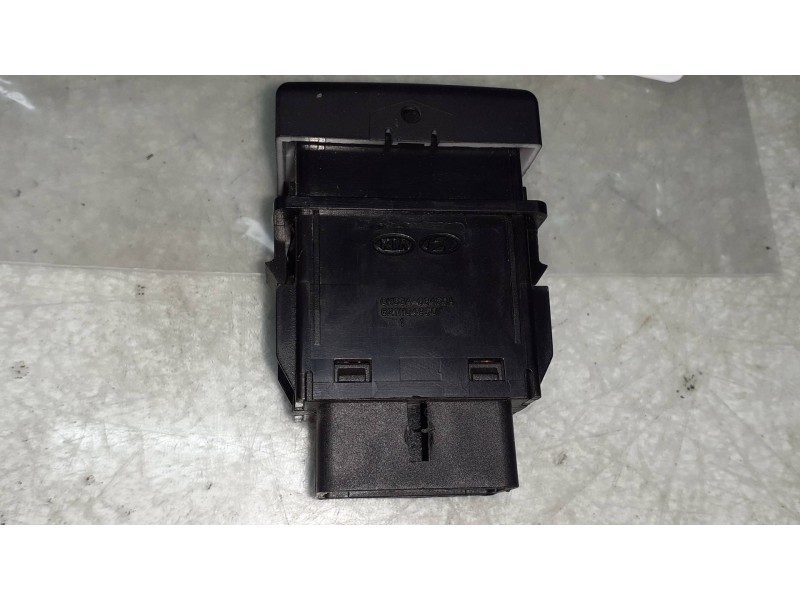Recambio de interruptor para kia carnival ii 2.9 cdri ex referencia OEM IAM 621W04950  0K53A66450A
