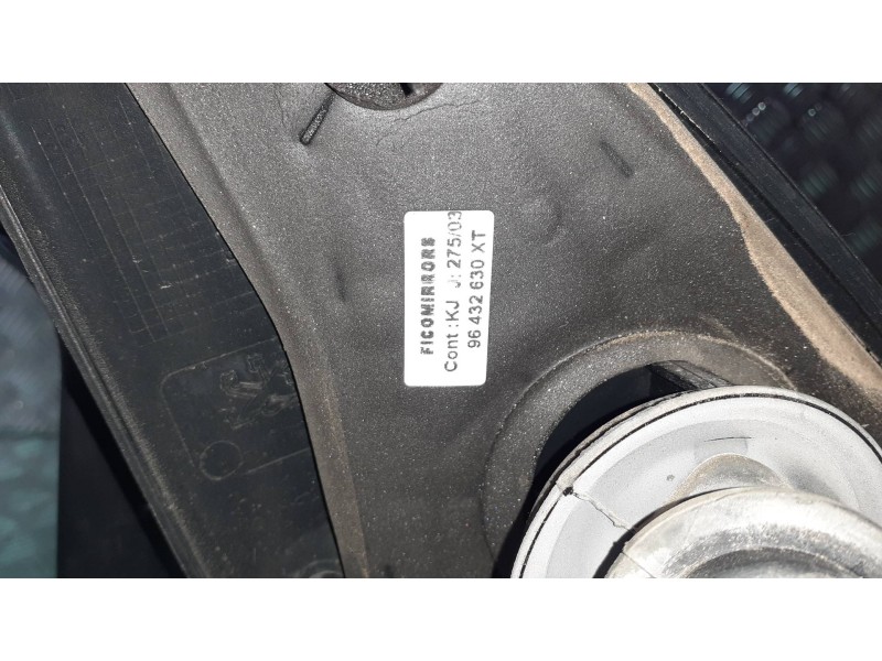 Recambio de retrovisor izquierdo para peugeot 206 berlina xs-line referencia OEM IAM 96432630XT 027003 MANUAL