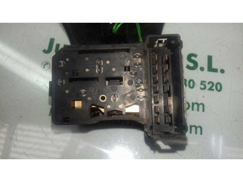 Recambio de mando luces para renault megane i classic (la0) 1.9 d rn referencia OEM IAM 7700428238 428239A  Recambio de mando luces para renault megane i classic (la0) 1.9 d rn referencia OEM IAM 7700428238 428239A