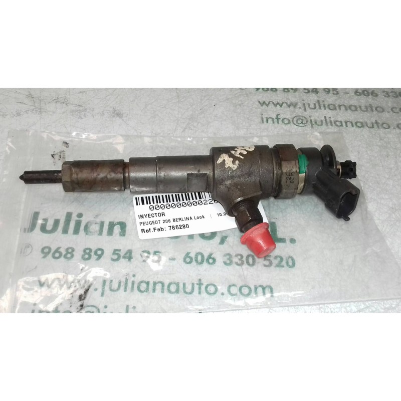 Recambio de inyector para peugeot 206 berlina look referencia OEM IAM 786280  2 PINES