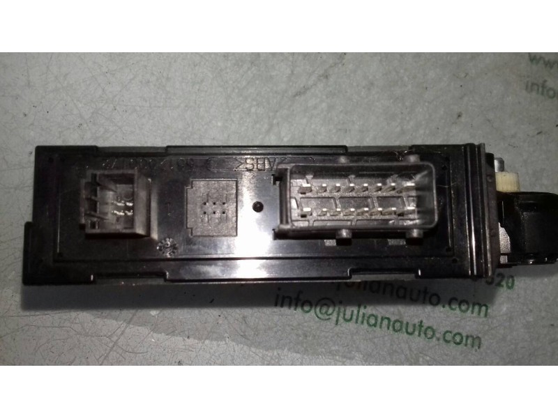 Recambio de motor elevalunas delantero derecho para peugeot 307 (s1) xs referencia OEM IAM 9634457480 0130821766 990829101