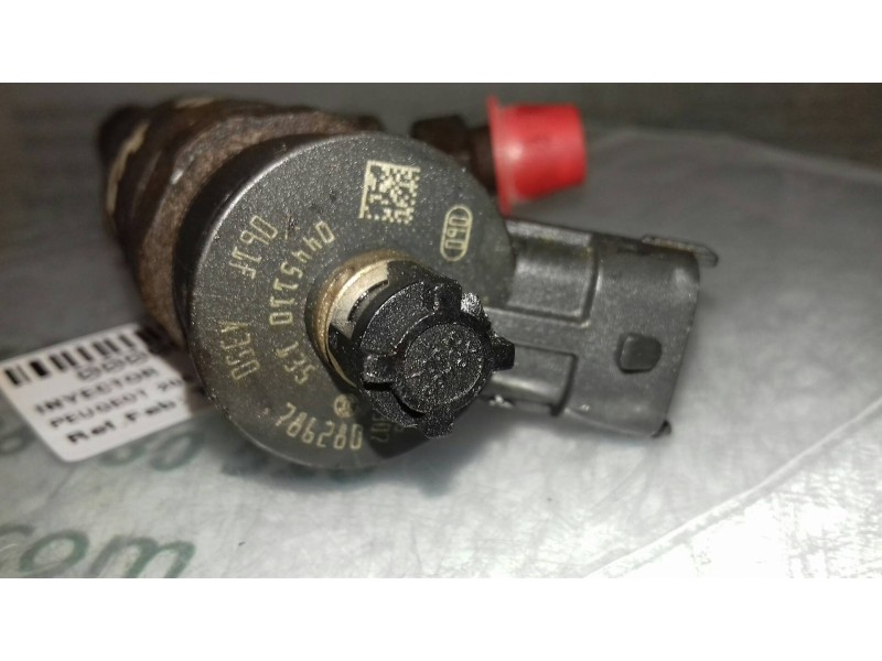 Recambio de inyector para peugeot 206 berlina look referencia OEM IAM 786280  2 PINES