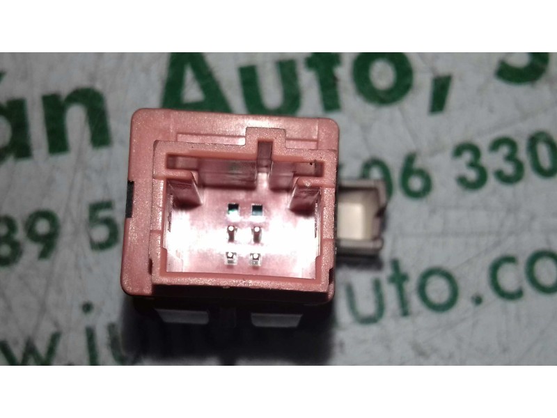 Recambio de warning para citroen c4 berlina collection referencia OEM IAM 96480877KR  