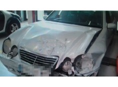 mercedes-benz clase e (w210) berlina del año 2000