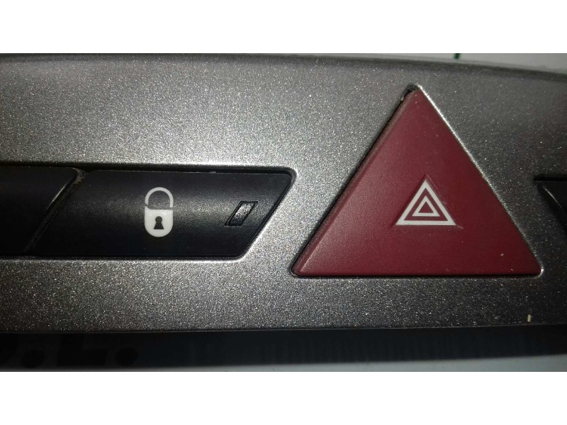 Recambio de warning para peugeot 308 active referencia OEM IAM 9659215177 ESP BLOQUEO