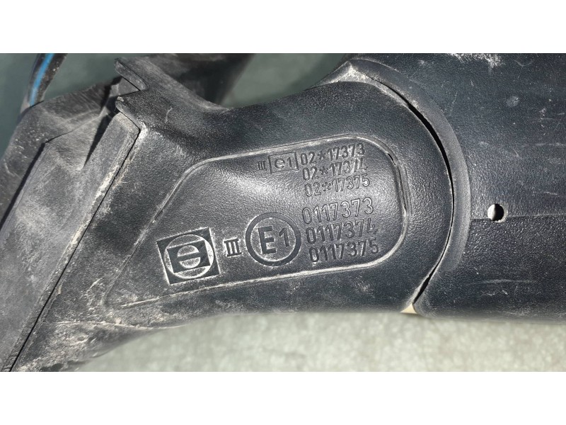 Recambio de retrovisor derecho para volvo s40 berlina 2.0 turbo cat referencia OEM IAM 32278  ELECTRICO