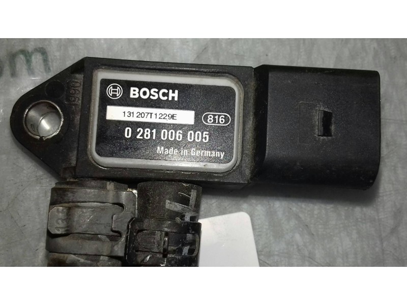 Recambio de sensor presion para audi a4 ber. (b8) básico referencia OEM IAM  BOSCH 3 PINES