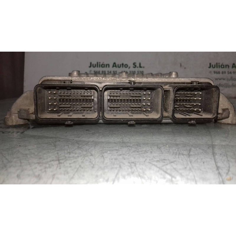 Recambio de centralita motor uce para ford focus turnier (cb4) trend referencia OEM IAM 6M5112A650YB 5WS40512BT SIEMENS