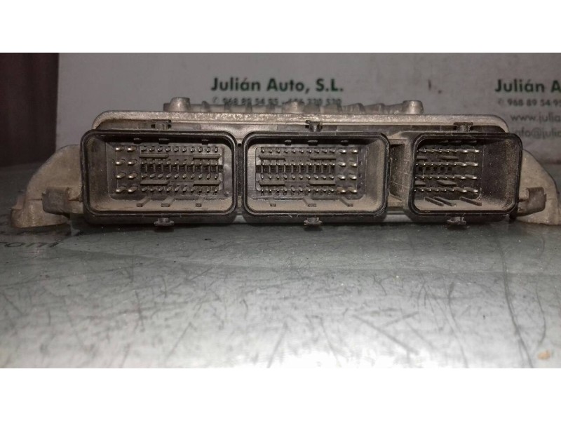 Recambio de centralita motor uce para ford focus turnier (cb4) trend referencia OEM IAM 6M5112A650YB 5WS40512BT SIEMENS