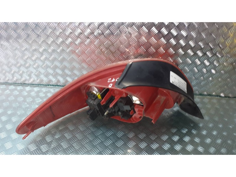 Recambio de piloto trasero derecho para peugeot 206 berlina xs-line referencia OEM IAM   