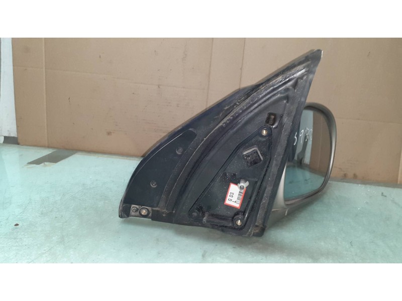 Recambio de retrovisor derecho para kia carnival ii 2.9 cdri ex referencia OEM IAM 012171  ELECTRICO