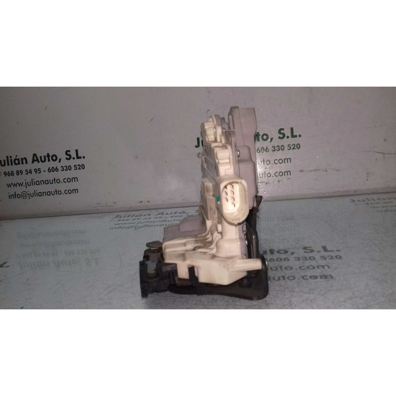 Recambio de cerradura puerta trasera derecha para seat ibiza (6j5) reference referencia OEM IAM 3C4839016A 4 + 3 PINES BLANCO