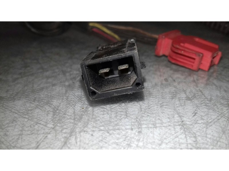 Recambio de sensor de aparcamiento para volkswagen passat berlina (3b2) comfortline referencia OEM IAM 4B0971992  DELAN / IZQU