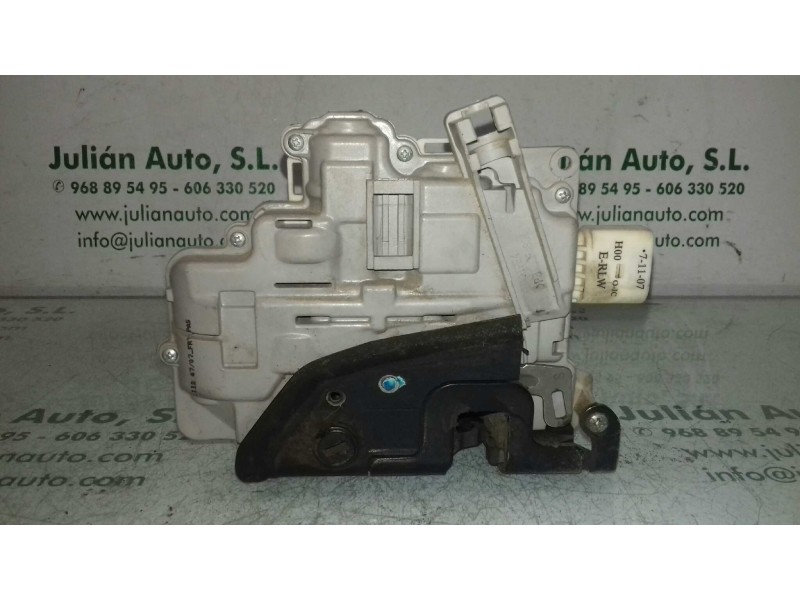 Recambio de cerradura puerta trasera izquierda para seat ibiza (6j5) reference referencia OEM IAM 3C4839015A 8 PINES BLANCO