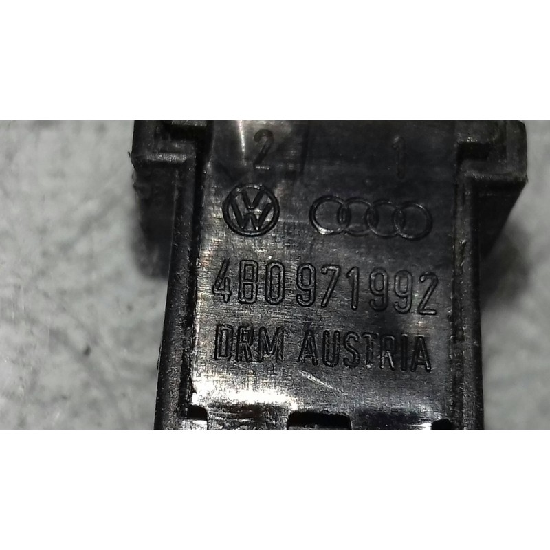 Recambio de sensor de aparcamiento para volkswagen passat berlina (3b2) comfortline referencia OEM IAM 4B0971992  DELAN / IZQU