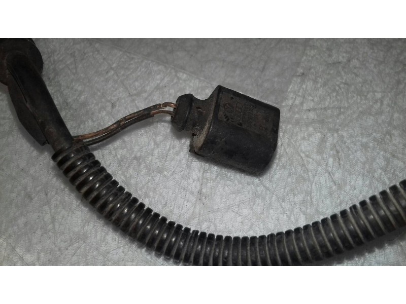 Recambio de sensor de aparcamiento para volkswagen passat berlina (3b2) comfortline referencia OEM IAM 4B0971992  DELAN / IZQU