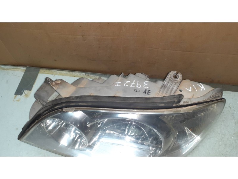 Recambio de faro izquierdo para kia carnival ii 2.9 cdri ex referencia OEM IAM H712V55W  