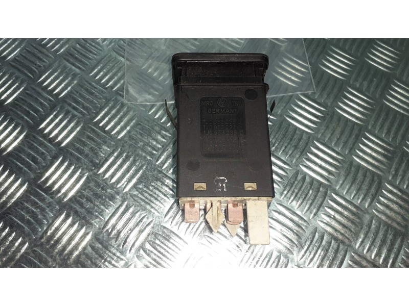 Recambio de warning para volkswagen golf iv berlina (1j1) highline referencia OEM IAM 1J0953235J 1J0953235D 1J0953235H