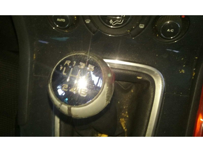 peugeot 5008 del año 2011