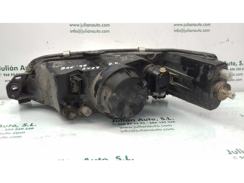 Recambio de faro derecho para peugeot 306 berlina 3/4/5 puertas (s2) graffic referencia OEM IAM 02573880  