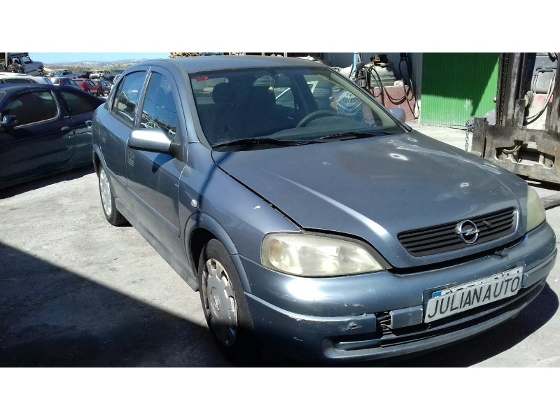 opel astra g berlina del año 2003