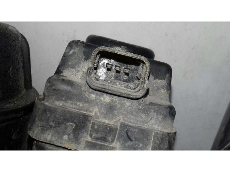 Recambio de faro derecho para peugeot 306 berlina 3/4/5 puertas (s2) graffic referencia OEM IAM 02573880  