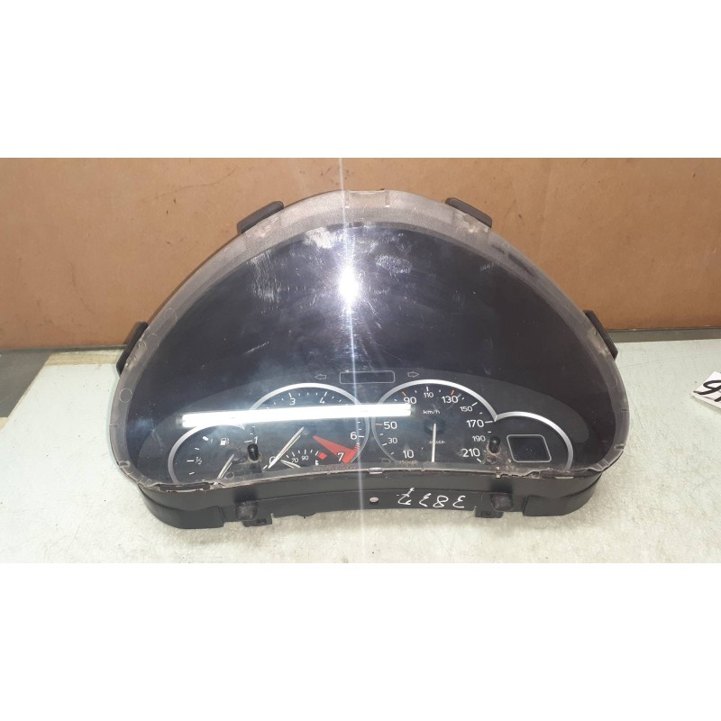 Recambio de cuadro instrumentos para peugeot 206 berlina xt referencia OEM IAM 555000301000 9648578280 610565