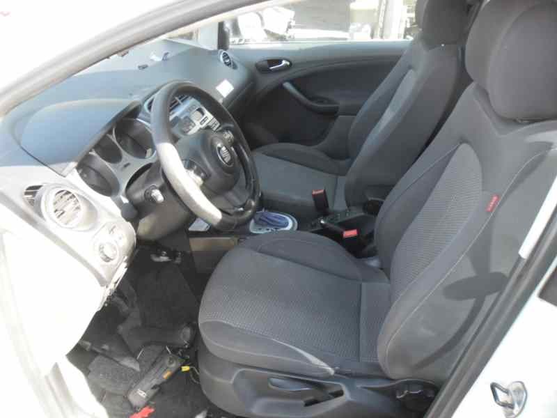 seat toledo (5p2) del año 2004