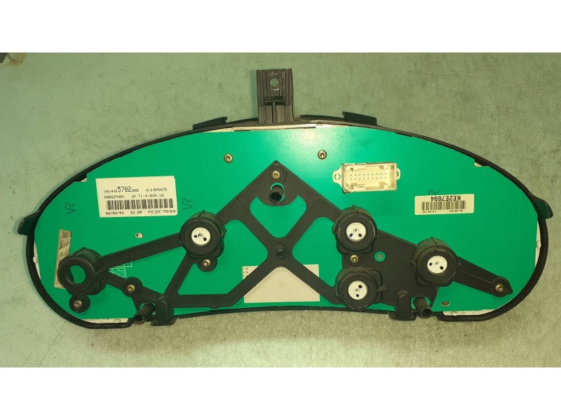 Recambio de cuadro instrumentos para peugeot 206 berlina xt referencia OEM IAM 555000301000 9648578280 610565
