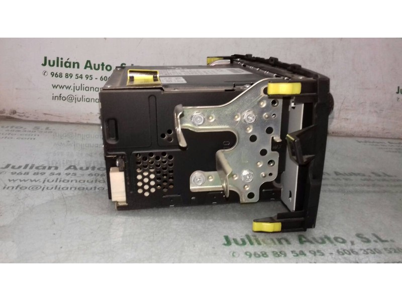 Recambio de sistema audio / radio cd para toyota auris hybrid active referencia OEM IAM 8612002F40 1230003430A101 