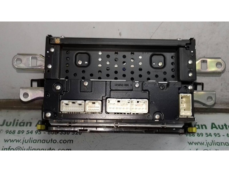 Recambio de sistema audio / radio cd para toyota auris hybrid active referencia OEM IAM 8612002F40 1230003430A101 