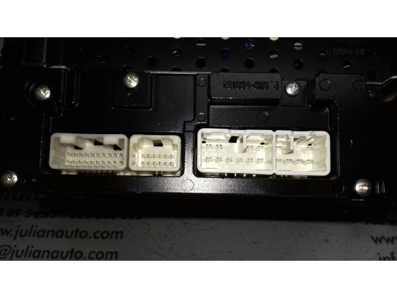 Recambio de sistema audio / radio cd para toyota auris hybrid active referencia OEM IAM 8612002F40 1230003430A101 