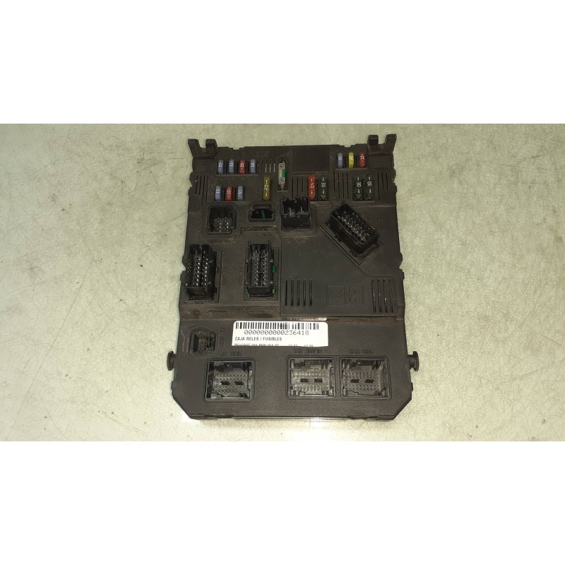 Recambio de caja reles / fusibles para peugeot 206 berlina xt referencia OEM IAM 9652474780 BSI E02 00 SIEMENS