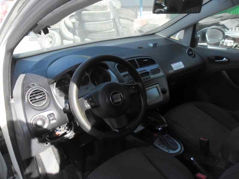 seat toledo (5p2) del año 2004