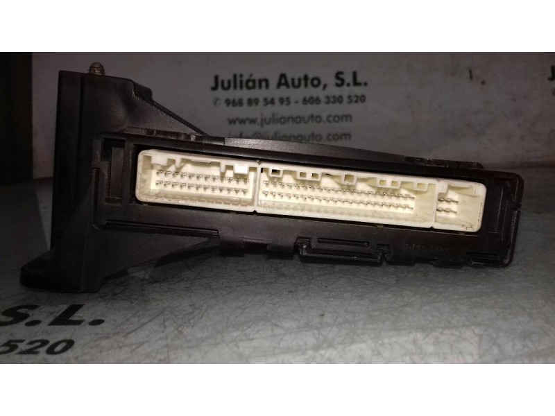 Recambio de modulo electronico para toyota auris hybrid active referencia OEM IAM 8865002820 MB1777003742 DENSO