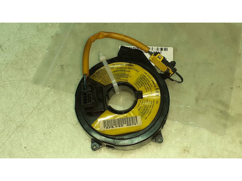 Recambio de anillo airbag para kia carnival ii 2.9 cdri ex referencia OEM IAM KF5F4D0079  