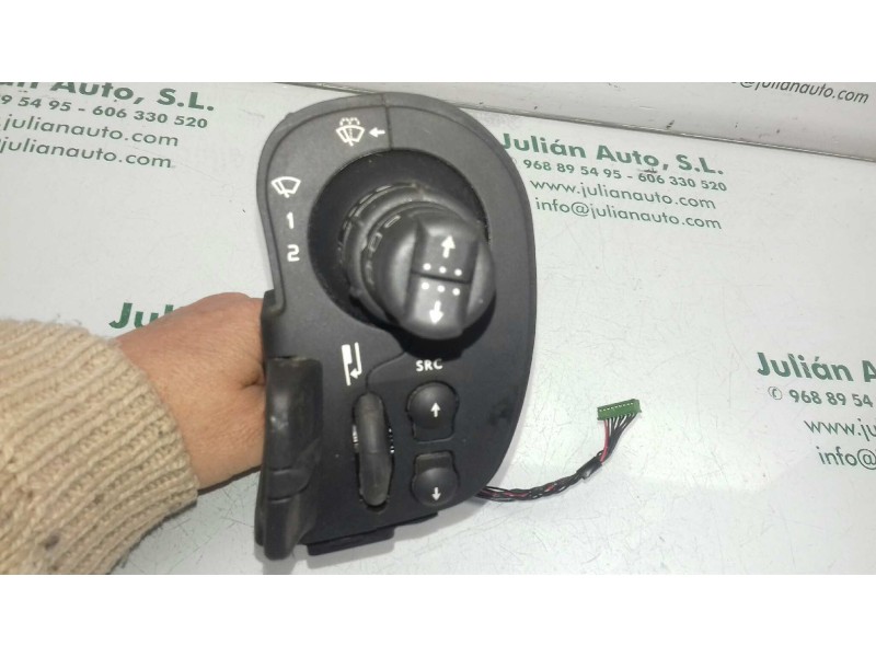 Recambio de mando limpia para renault scenic ii confort authentique referencia OEM IAM   VALEO