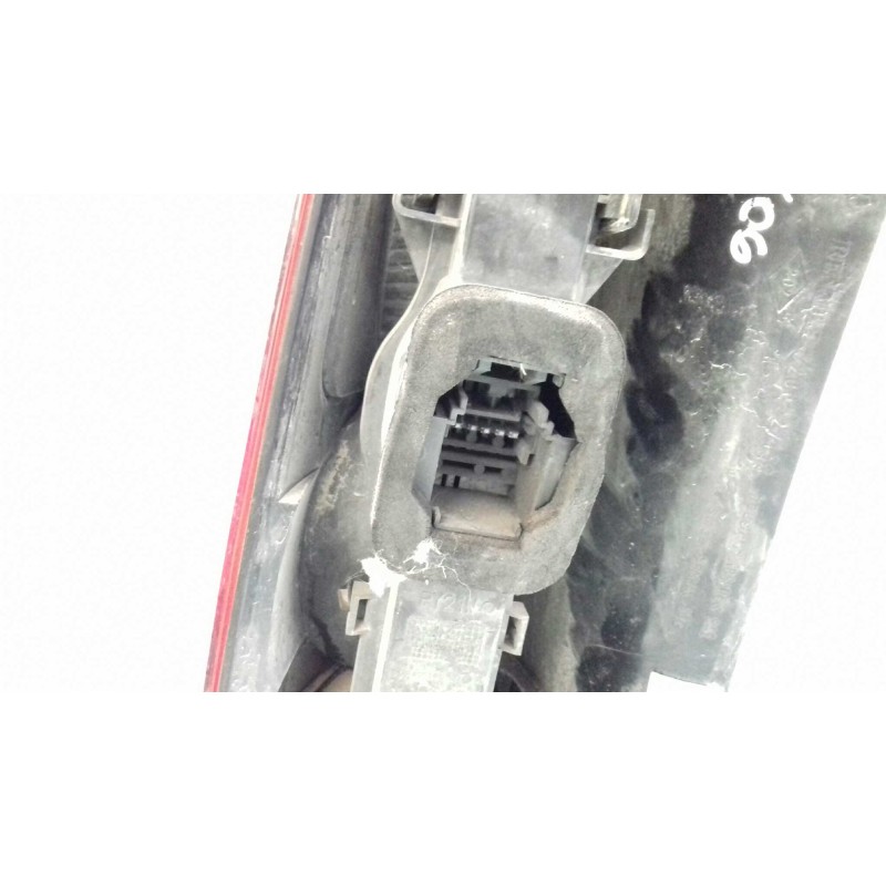 Recambio de piloto trasero derecho para renault espace iv (jk0) grand espace dynamique referencia OEM IAM 89023832 8200027152 