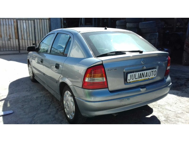 opel astra g berlina del año 2003