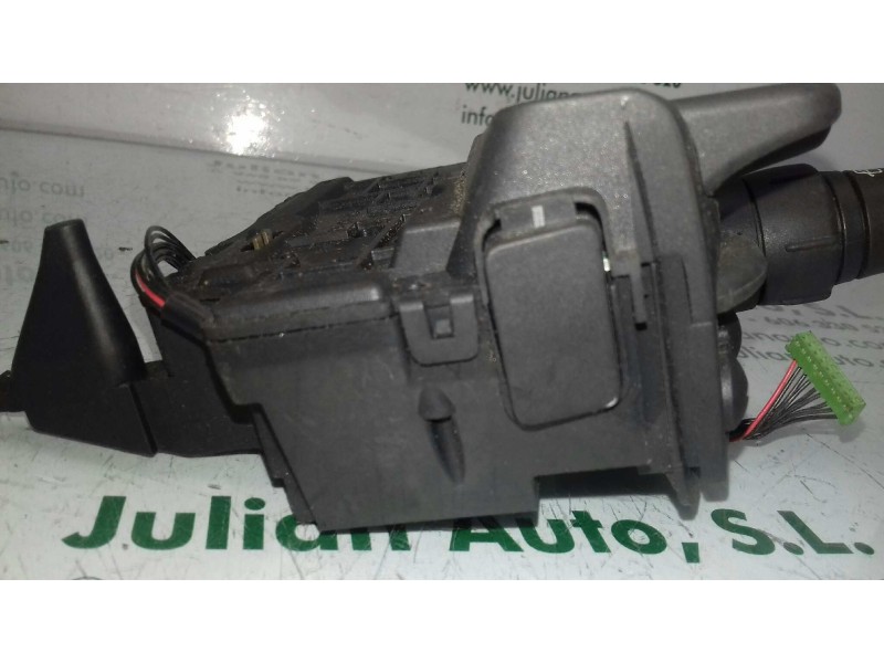 Recambio de mando limpia para renault scenic ii confort authentique referencia OEM IAM   VALEO