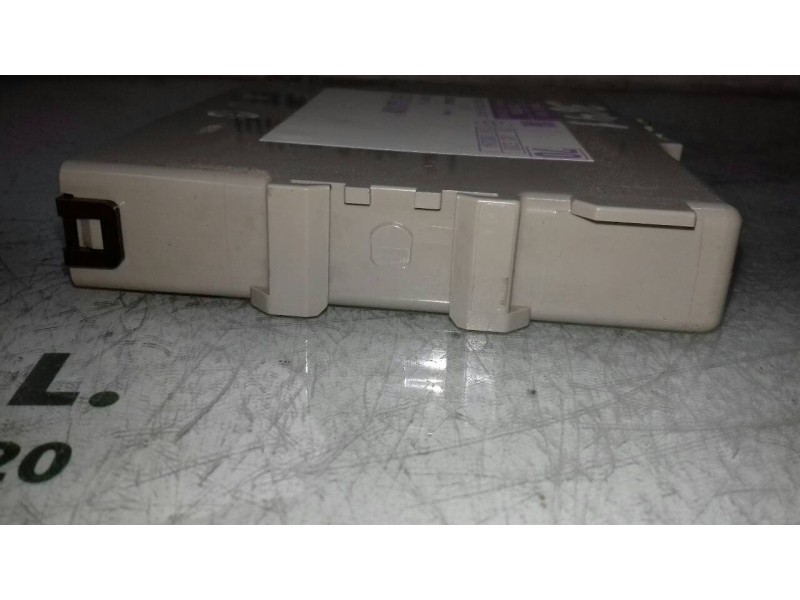 Recambio de modulo electronico para toyota auris hybrid active referencia OEM IAM 8999002140 MB2325004810 DENSO