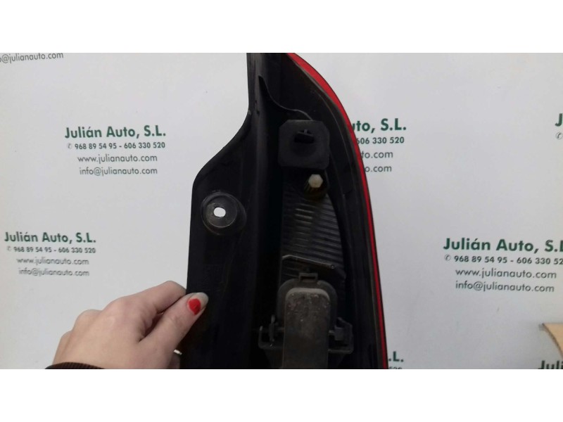 Recambio de piloto trasero izquierdo para renault espace iv (jk0) grand espace dynamique referencia OEM IAM 8200027153 820000271