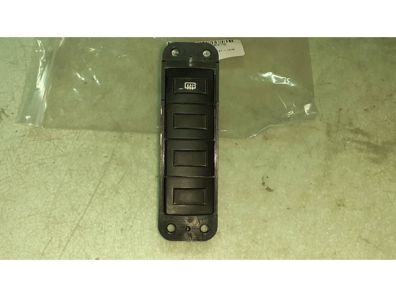 Recambio de interruptor para kia carnival ii 2.9 cdri ex referencia OEM IAM 3001658  620W07