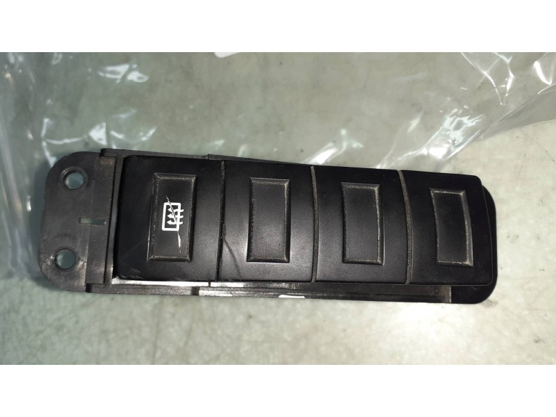 Recambio de interruptor para kia carnival ii 2.9 cdri ex referencia OEM IAM 3001658  620W07