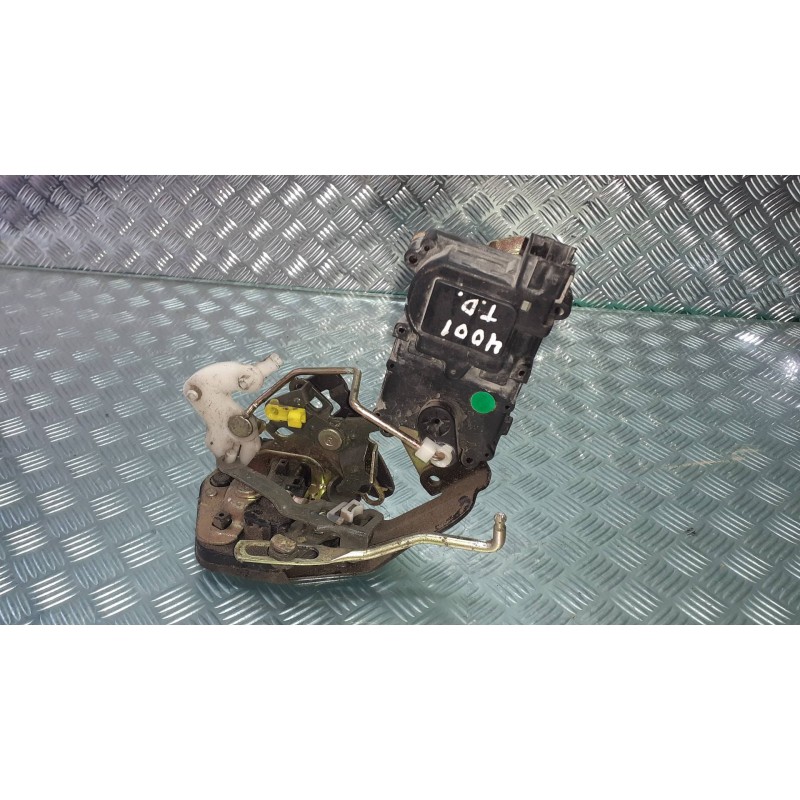 Recambio de cerradura puerta trasera derecha para hyundai accent (lc) gl 4p referencia OEM IAM   