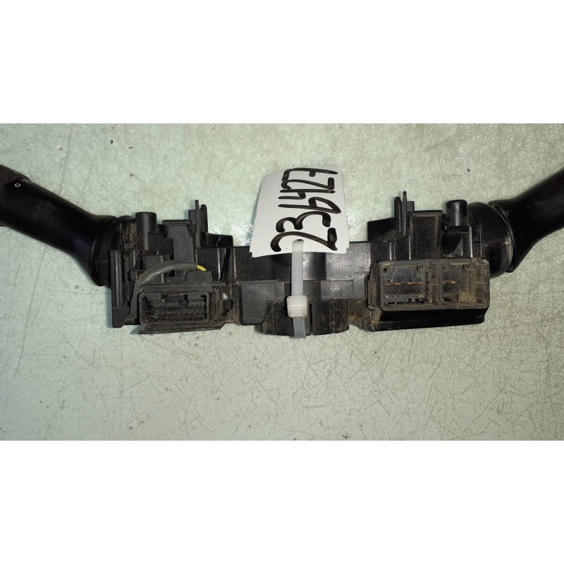 Recambio de mando luces para lexus rx 300(mcu35) 3.0 v6 cat referencia OEM IAM 173832 42101 17F655